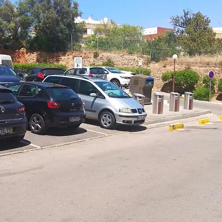 Διαμέρισμα Welcoming 55 Sqm In With Garden View