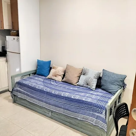 Apartment Welcoming 55 Sqm In With Garden View